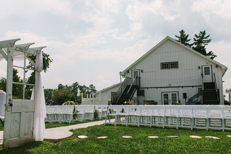 Six Farm and Barn Wedding Venues in Northern KY Wedding